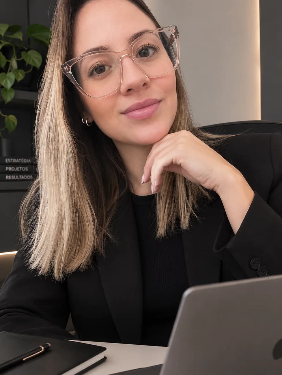 Priscila Oliveira, fundadora da Use Oliviê Semijoias